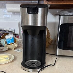 Amazon Basics Black K Cup Coffee Maker